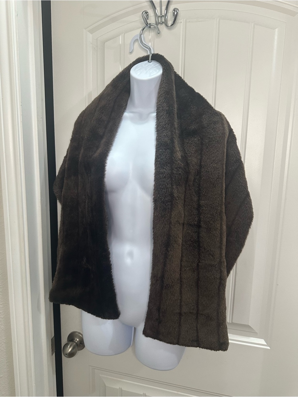 Womens Brown Faux Fur Shawl 60 in